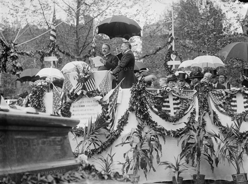 Dedication of Henry Wadsworth Longfellow Statue, Rev. Alexander Mackey Smith..., 1909. Creator: Harris & Ewing.