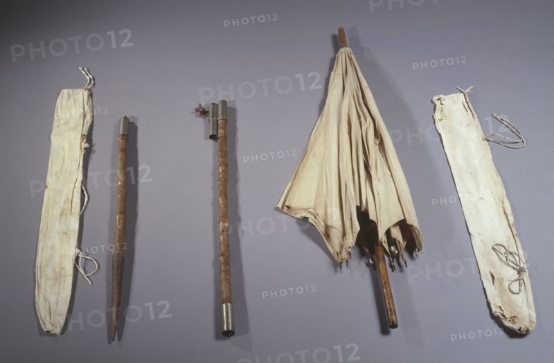 Parasol base, before 1932.