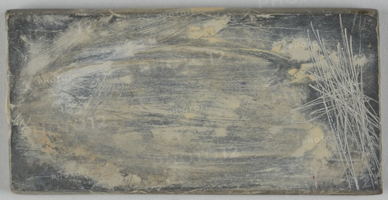 Colour mixing stone that belonged to Jean Moulin, between 1919 and 1938.