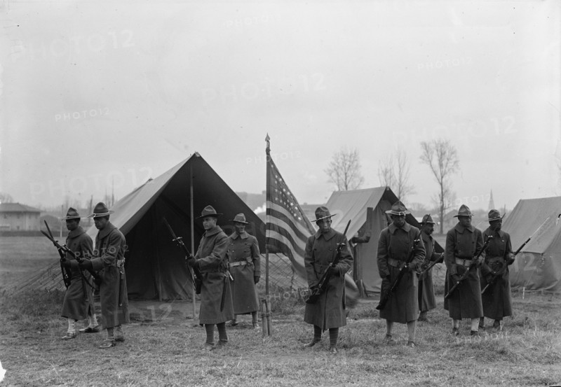 Army, U.S. Negro Troops, 1917. [African American soldiers with fixed bayonets].