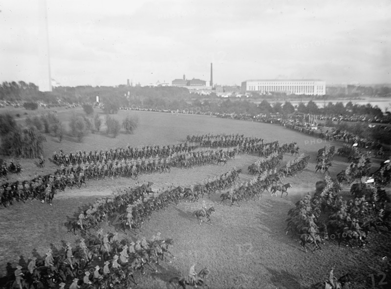 Cavalry Review By President Wilson - Cavalry In Maneuvers, 1913. Washington, DC.