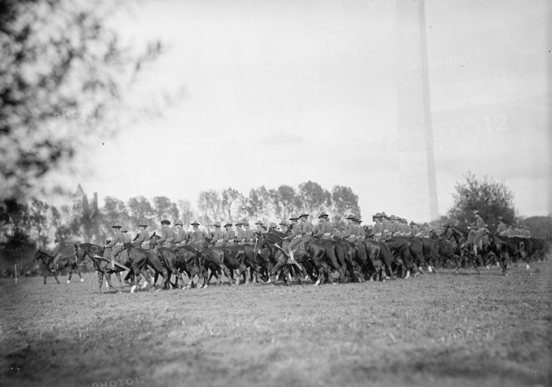 Cavalry Review By President Wilson - Cavalry In Maneuvers, 1913. Washington, DC.