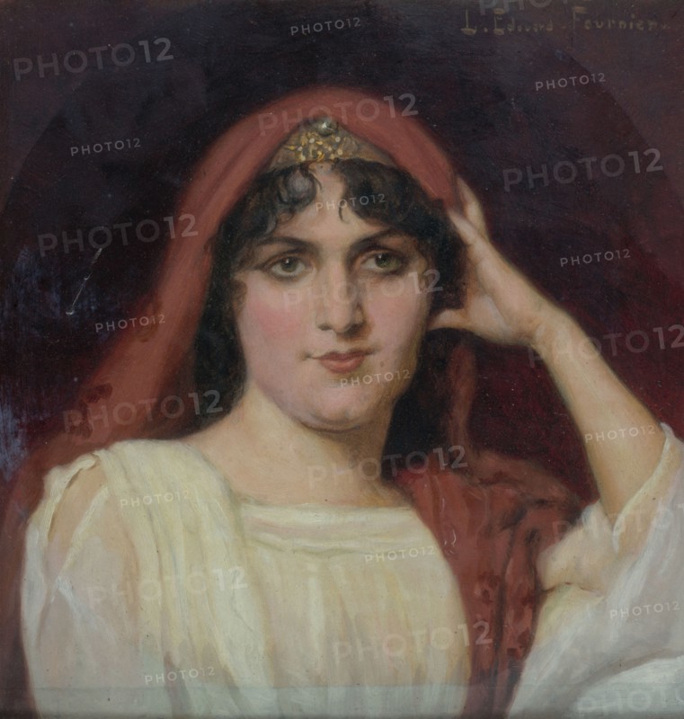 Portrait de Madeleine Roch (1885-1930), sociétaire de la Comédie-Française, dans le..., c1910-1913. Creator: Louis Edouard Paul Fournier.