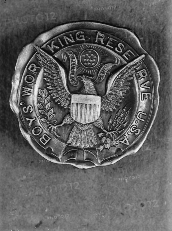 Boys' Working Reserve, U.S.A. Badge, 1917.