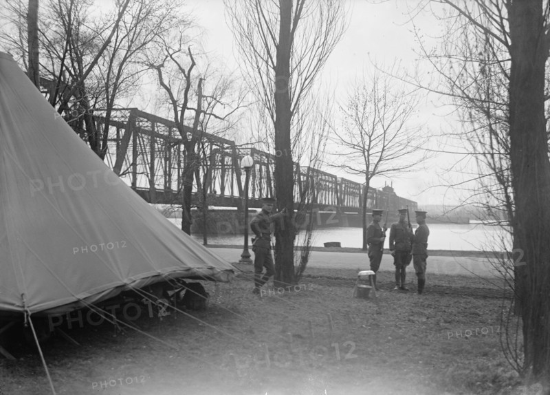 District of Columbia Parks - Guards in Potomac Park at Railway Bridge, 1917.