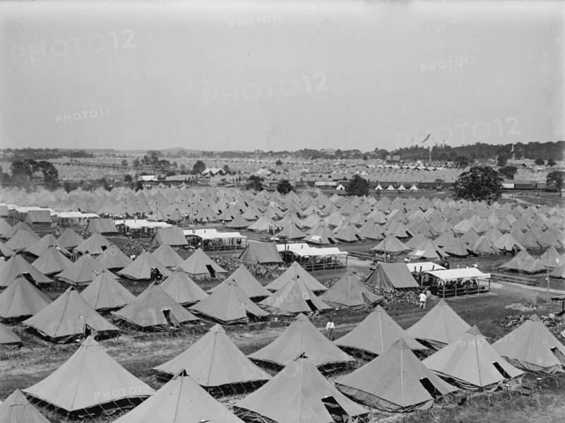 Gettysburg Reunion: G.A.R. & U.C.V. - Scenes at The Encampment, 1913.