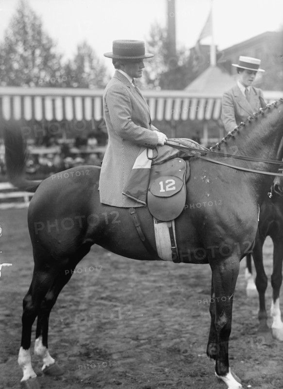 Horse Shows - Mrs. Aileen Potts, 1917.