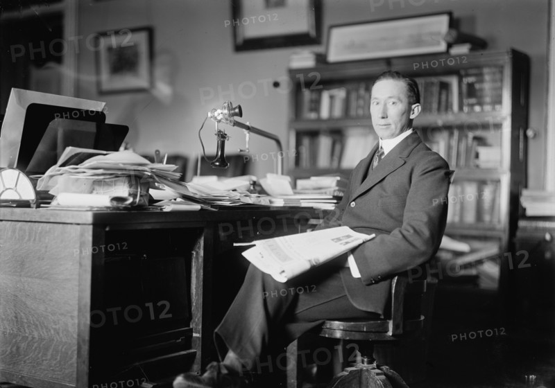 Jones, Needham L. Lt. Comdr., U.S.N.; Aide To Secretary of Navy Daniels, 1915.