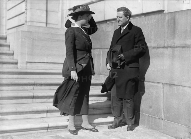 Martin, Anne Henrietta, National Chairman, National Women Party, 1926-, with Senator Clapp, 1918.
