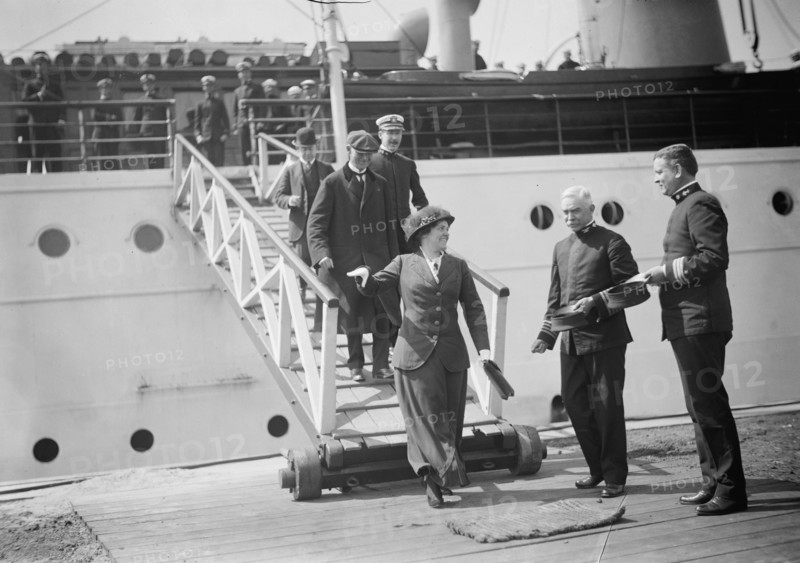 Navy Yard, U.S., Washington - Capt. Hilary P. Jones And Comdr. Taylor Greeting Arrivals, 1914.