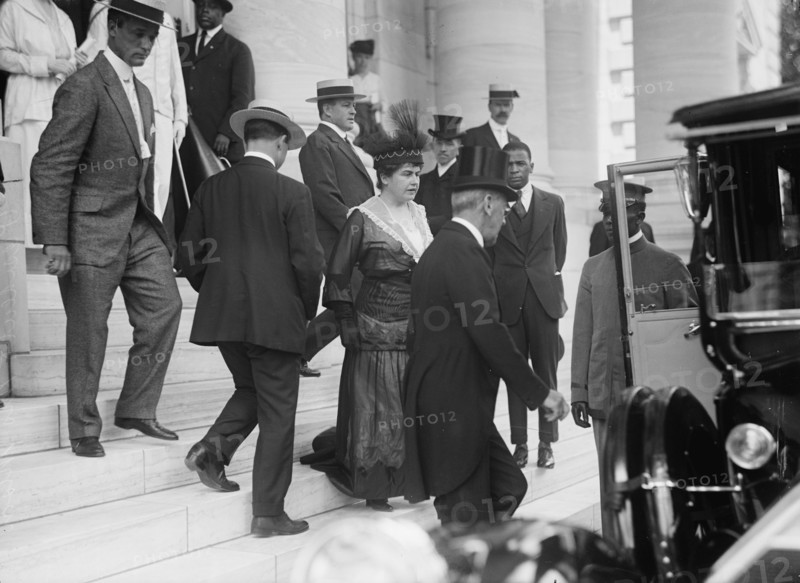 Services For Chinese Minister at Memorial Continental Hall. 1916.  Creator: Harris & Ewing.