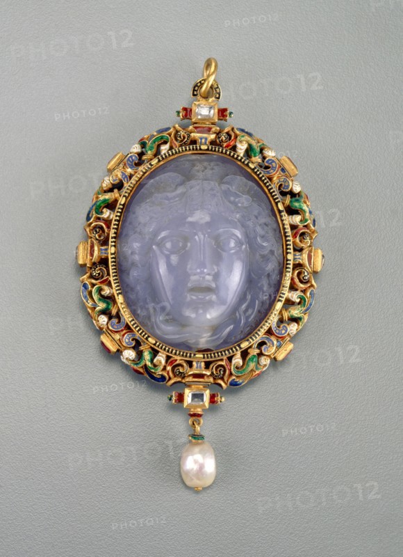 Pendant with the Head of Medusa, 1885/1890.