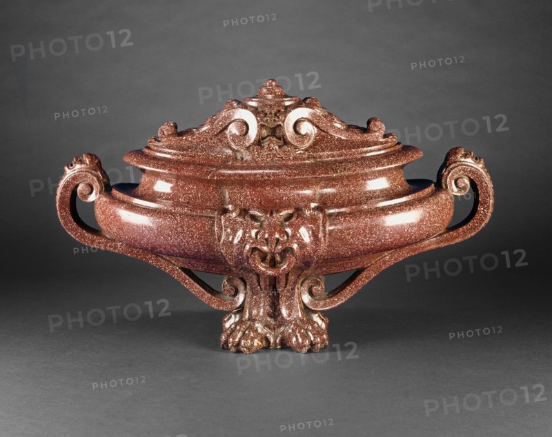 Urn with Grotesque Masks, c. 1580/1620.