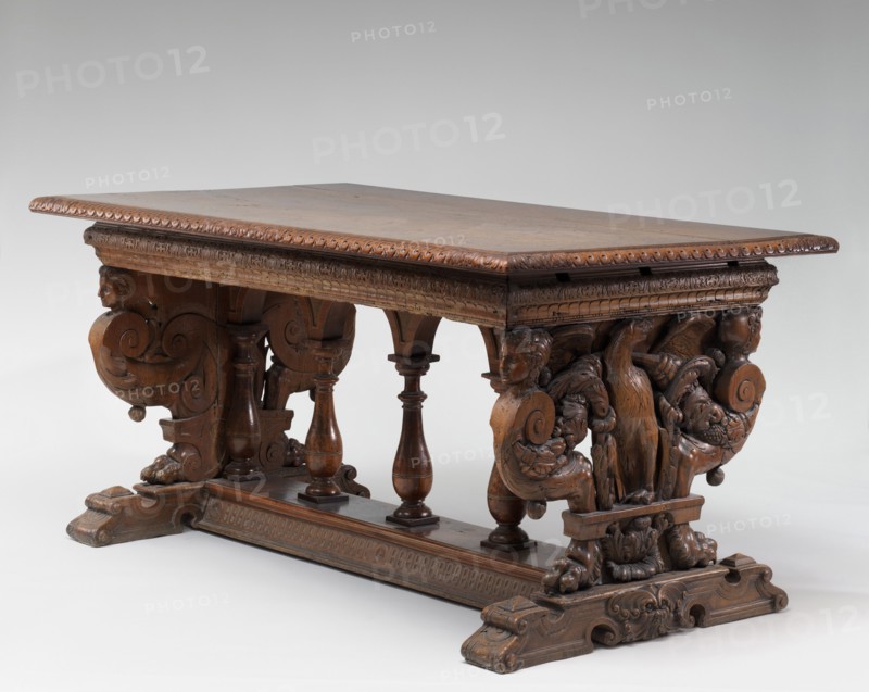 Walnut Table with Eagles on the Supports, c. 1540/1560.