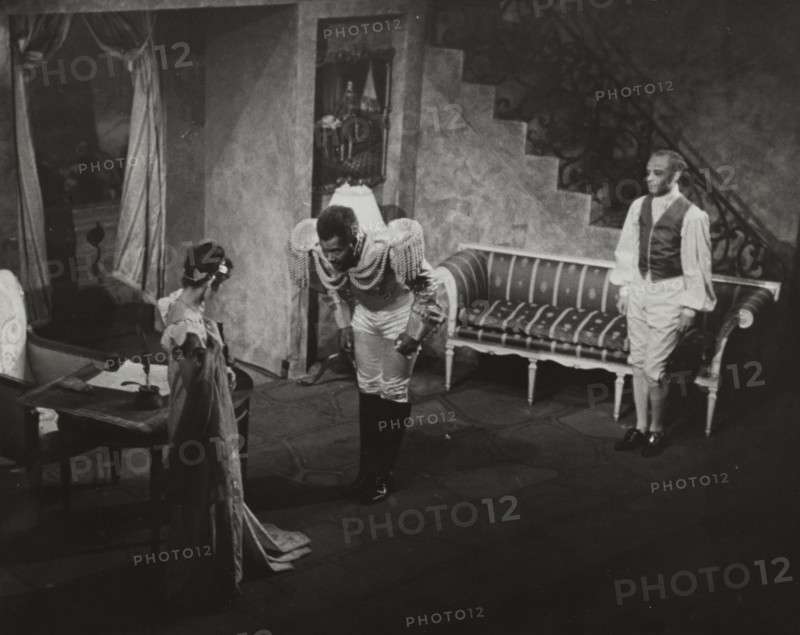 Rex Ingram, bowing, 1938.