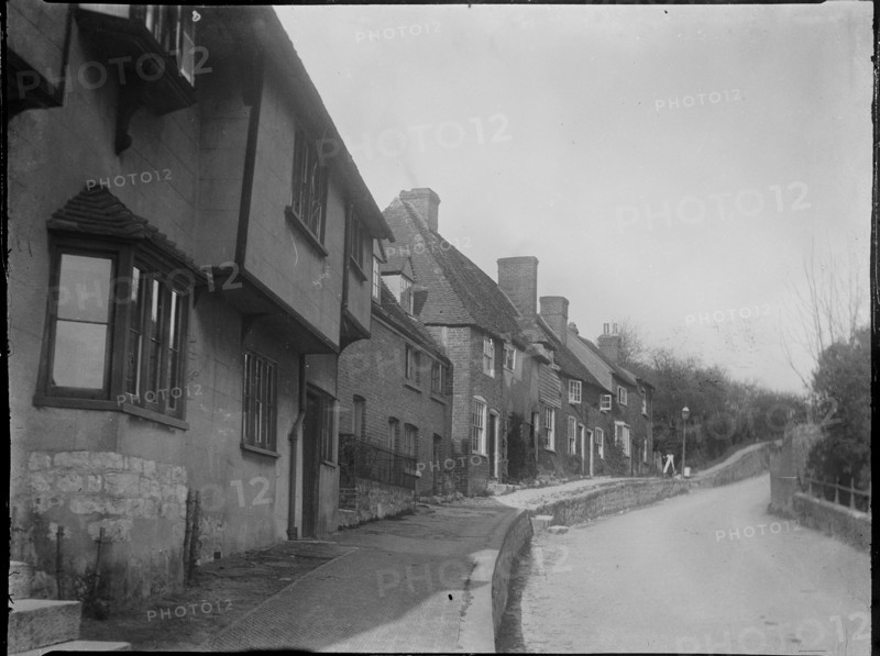 Tumblers Hill, Sutton Valence, Maidstone, Kent, 1904. Creator: Katherine Jean Macfee.