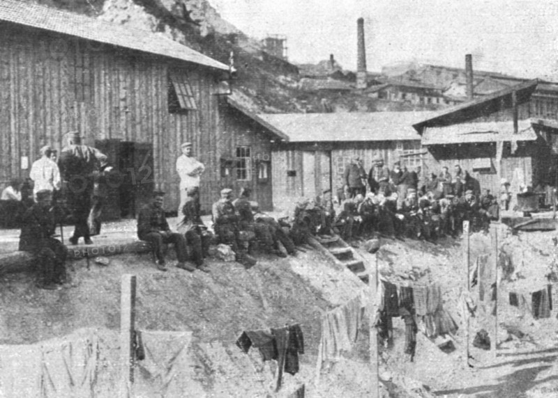 'Marseille en Fete; Prisonniers allemands au repos devant leurs baraquements a l'Estaque', 1916. Creator: Unknown.