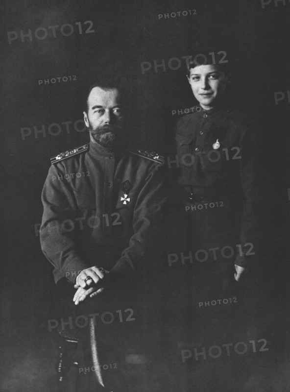 'S.M.Nicolas II, Commandant supreme des armees Russes de terre et de mer : et S.A.I. Le..., c1916. Creator: Unknown.