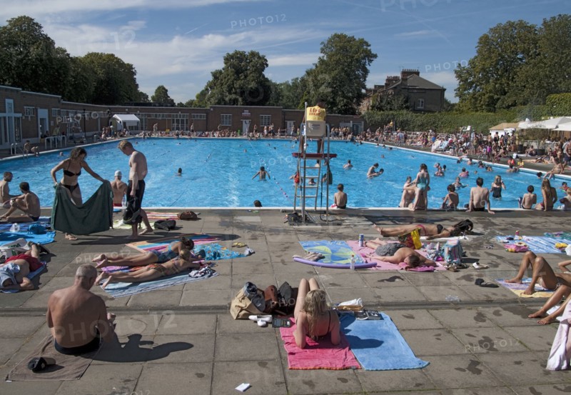 Brockwell Lido, Dulwich Road, Brockwell Park, Lambeth, London, 2012. Creator: Simon Inglis.