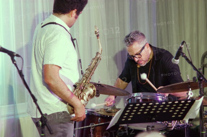 Ziv Ravitz and Greg Ward, Linda May Han Oh Quartet, Watermill Jazz Club, Dorking, 26 Oct 2021. Creator: Brian O'Connor.