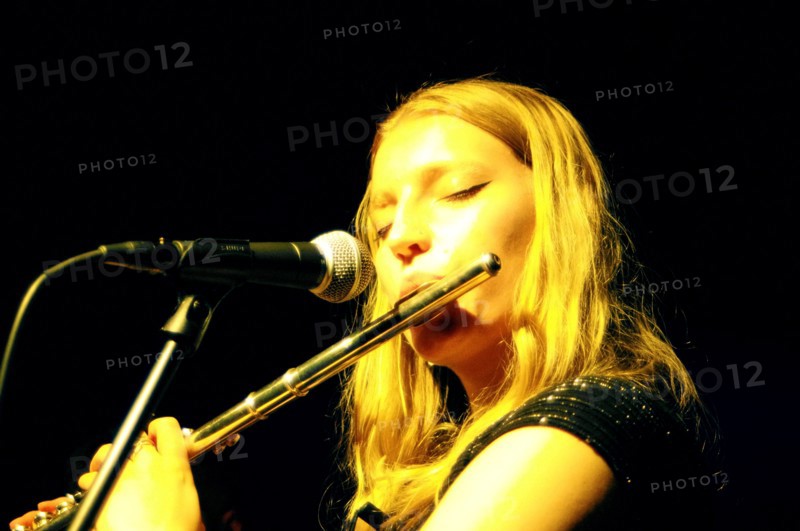 Emma Rawicz, Emma Rawicz Quintet, Verdict Jazz Club, Brighton, East Sussex, 2022. Creator: Brian O'Connor.