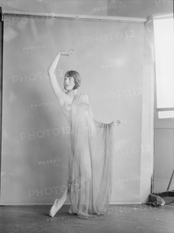 Eyre, Eileen, Miss, 1927 Creator: Arnold Genthe.