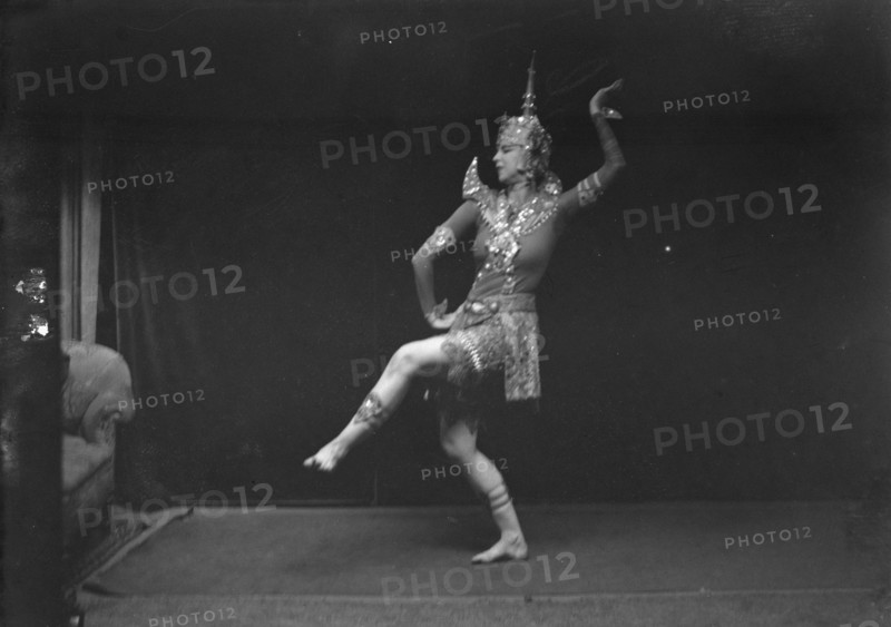 St. Denis, Ruth, 1919 Feb. 11. Creator: Arnold Genthe.