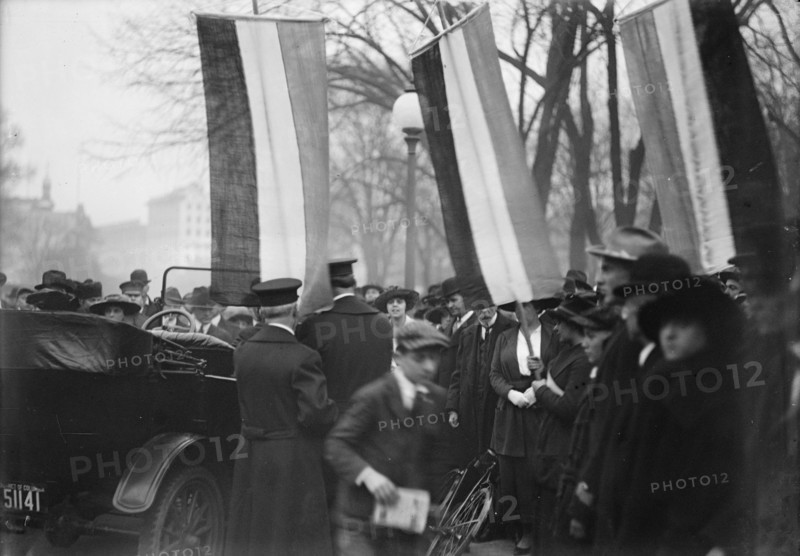 Woman Suffrage - Pickets, 1917. Creator: Harris & Ewing.