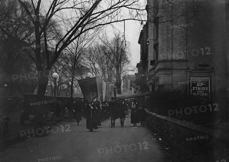 Woman Suffrage - Pickets, 1917. Creator: Harris & Ewing.