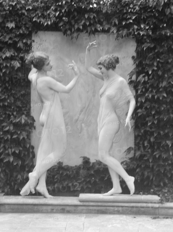 Denishawn dancers, 1927 or 1928. Creator: Arnold Genthe.