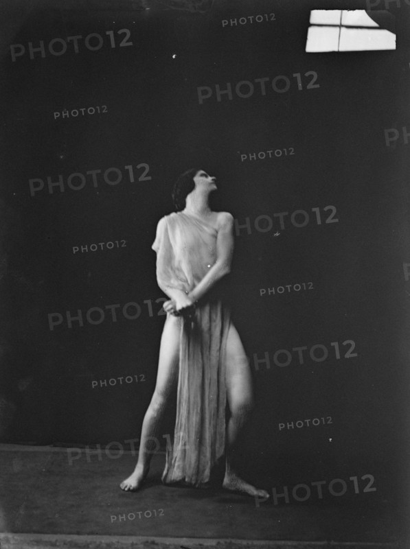 Wanger, Beatrice, Miss, 1918 or 1919. Creator: Arnold Genthe.