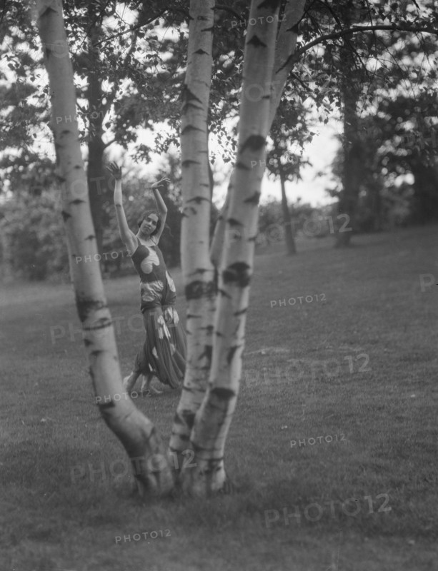 Severn, Margaret, Miss, 1923 July 16. Creator: Arnold Genthe.