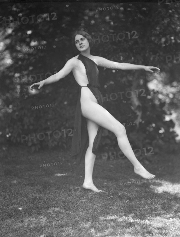Hornbeck, Solveig, Miss, 1921 July 22. Creator: Arnold Genthe.
