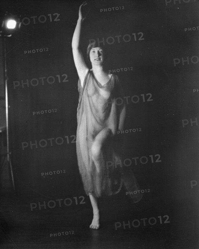 Eugenie, Miss, 1923 June 11. Creators: Arnold Genthe, Miss Eugenie.