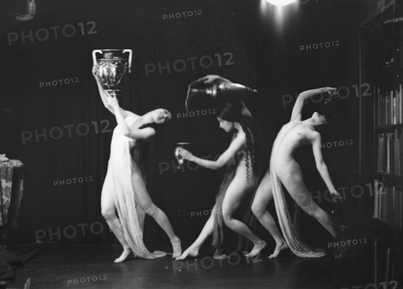 Marion Morgan dancers, between 1914 and 1927. Creator: Arnold Genthe.
