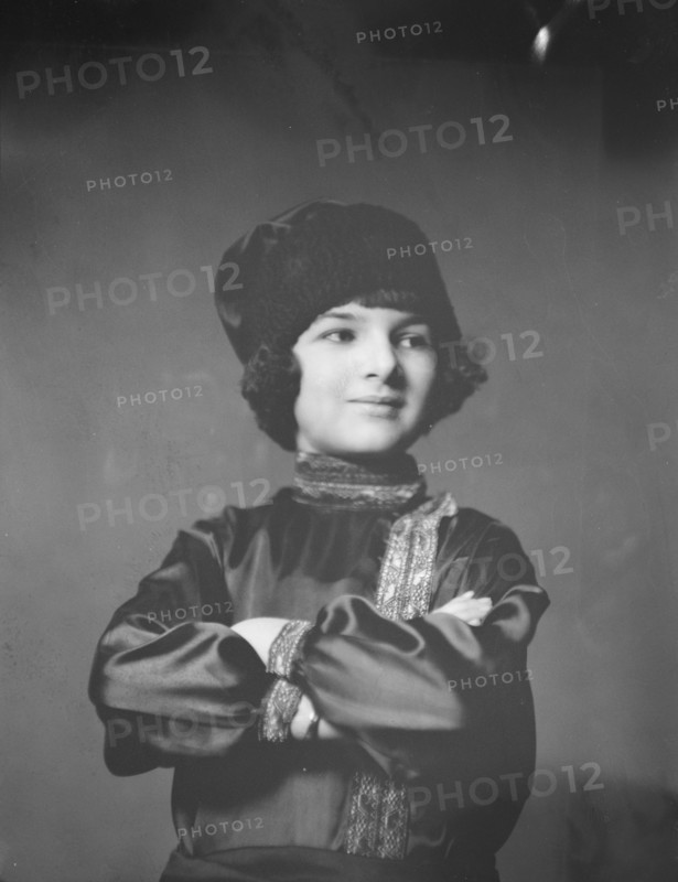 Brovish, Miss, portrait photograph, 1923 Feb. 10. Creator: Arnold Genthe.