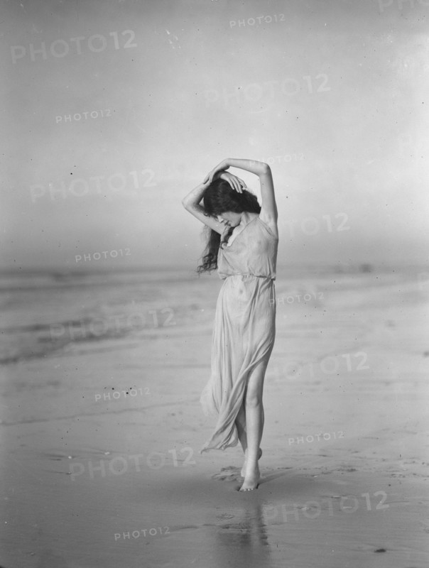 Churchill, Marguerite, Miss, between 1923 and 1925. Creator: Arnold Genthe.