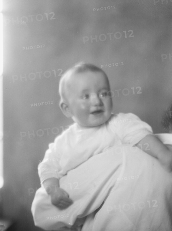 Kerrigan, J.J., Mrs., baby of, portrait photograph, 1926 Creator: Arnold Genthe.
