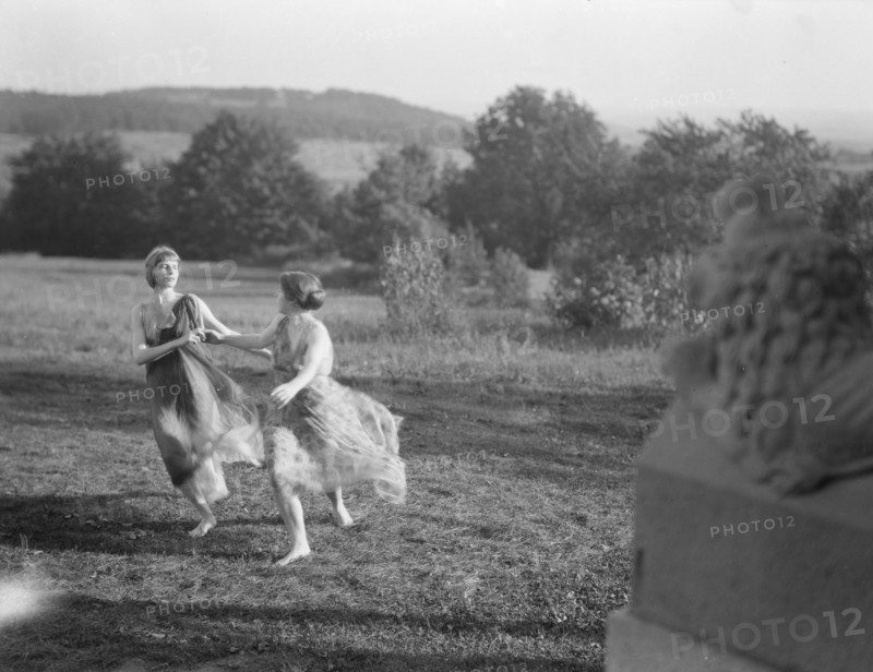 Elizabeth Duncan dancers and children, between 1916 and 1941. Creator: Arnold Genthe.