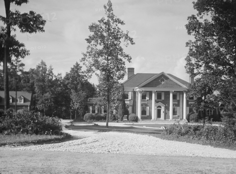Residence of Mrs. Olgivie, Biltmore Forest, North Carolina, 1932 May. Creator: Arnold Genthe.