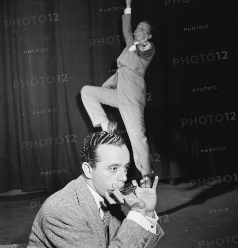 Portrait of Larry Adler and Paul Draper, City Center, New York, N.Y., ca. Jan. 1947. Creator: William Paul Gottlieb.