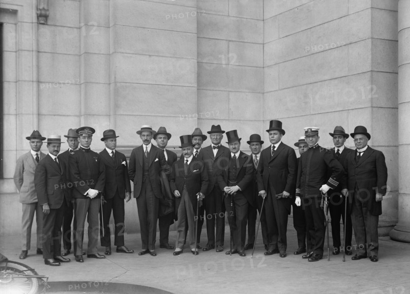 Cuban War Mission To The U.S. Lt. Col. Vander Gutch; Capt E.N. Tabio; Lt. Comdr. Kear, USN ..., 1917 Creator: Harris & Ewing.