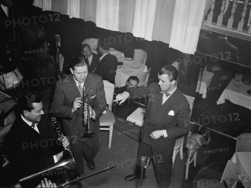 Portrait of Tony Parenti, Wild Bill Davison, and Eddie Condon, Eddie Condon's, N.Y., ca. June 1946. Creator: William Paul Gottlieb.