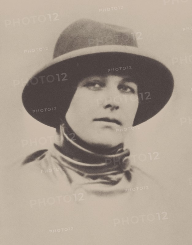 Portrait of Larissa Reisner (1895-1926). Creator: Anonymous.