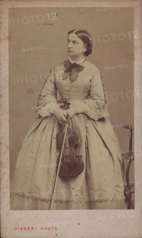 Portrait of the violinist and composer Teresa Milanollo (1827-1904), ca 1865. Creator: Disdéri, André Adolphe-Eugène (1819-1889).
