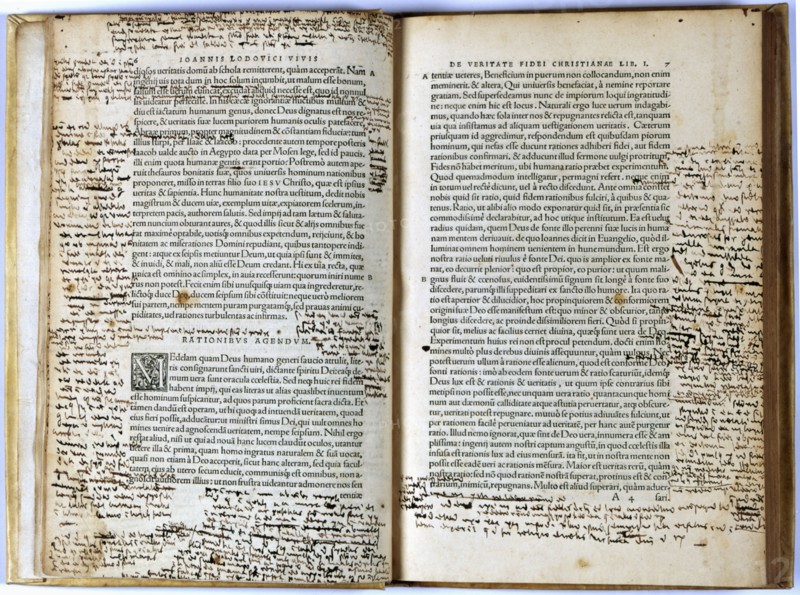 Pages of the original edition of the theological treaty 'De veritate fedei christianae', 1543. Creator: Vives i March, Joan Lluis (1493-1540) .