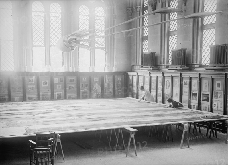 Flags - Huge American Flag, 1914. Creator: Harris & Ewing.