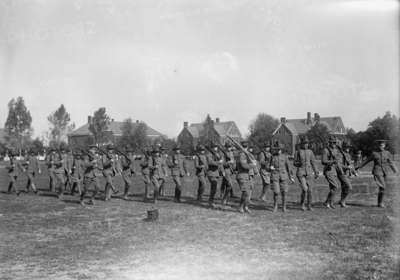 Fort McHenry - Groups, 1917. Creator: Harris & Ewing.