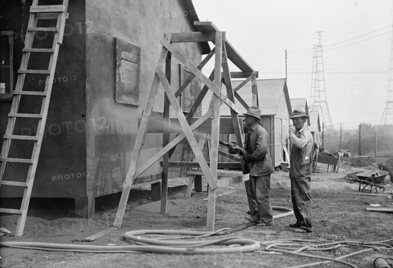 Fort McHenry, Cement Gun Used in Building Camp, 1917. Creator: Harris & Ewing.