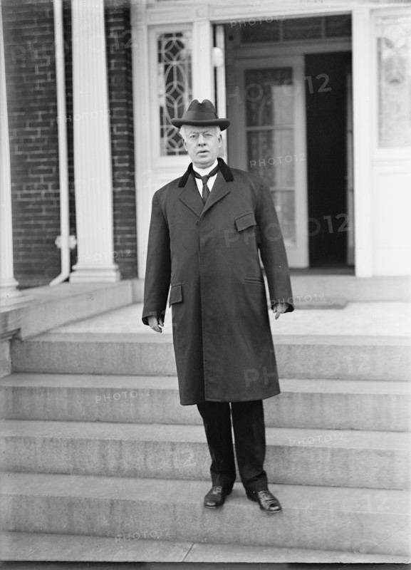 Joseph Rucker Lamar, Associate Justice, U.S. Supreme Court, 1913.  Creator: Harris & Ewing.